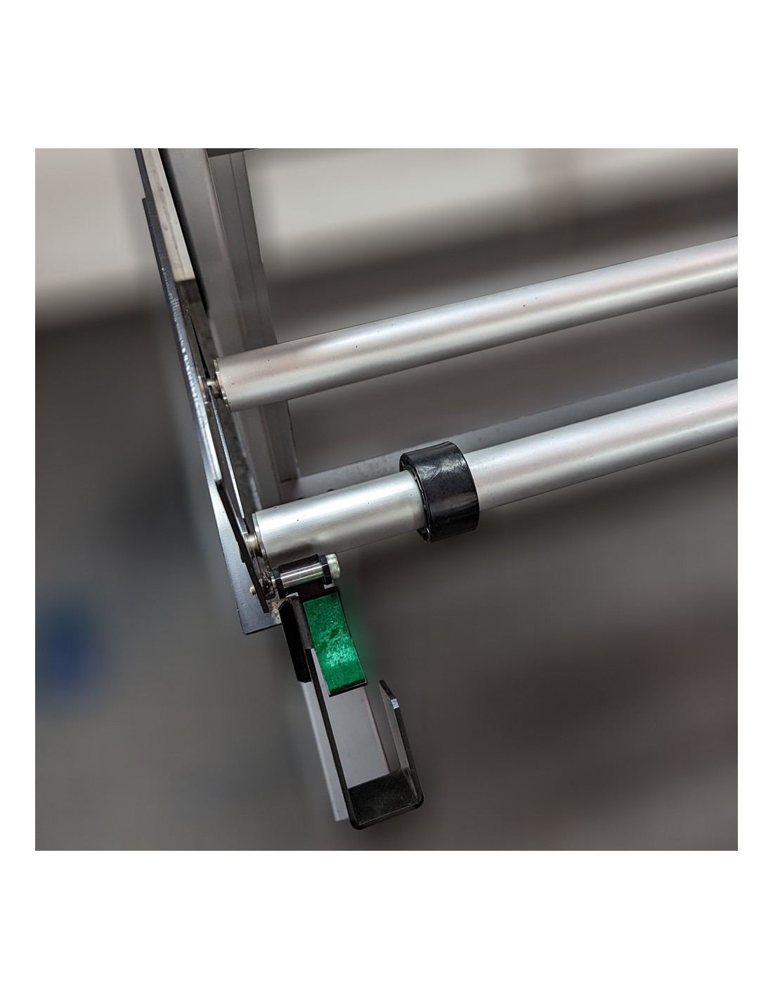 Standfuß für Roland VP-300 mit Rollen