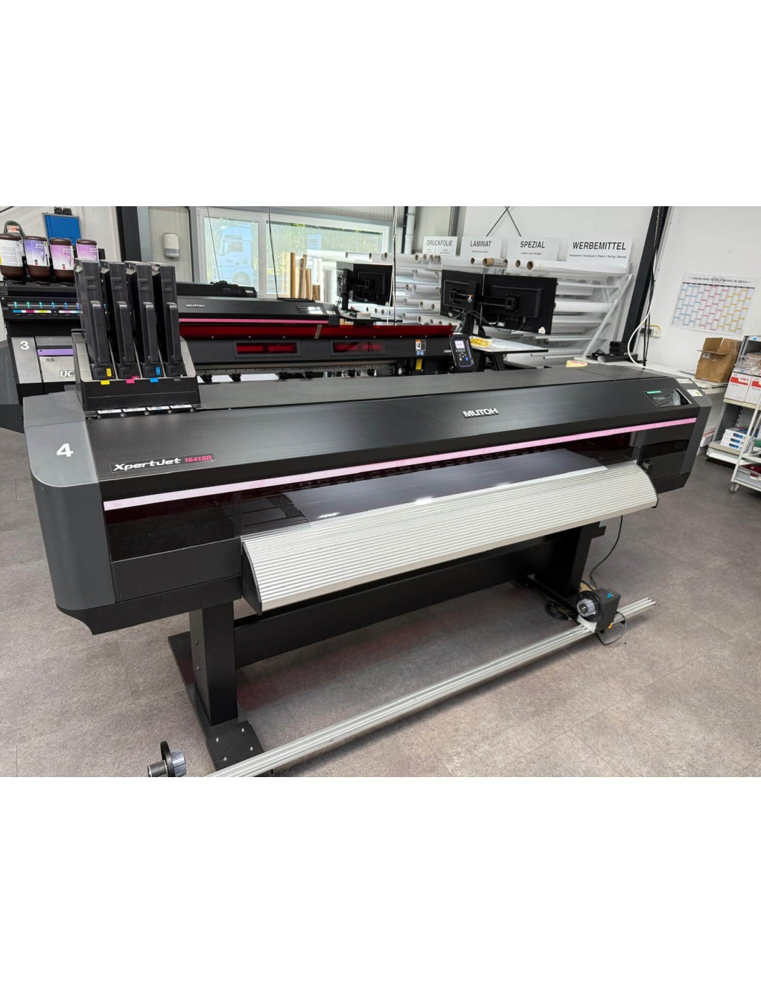 VERKAUFT: Mutoh XpertJet 1641SR Pro 64” Großformatdrucker als Demo aus 2021