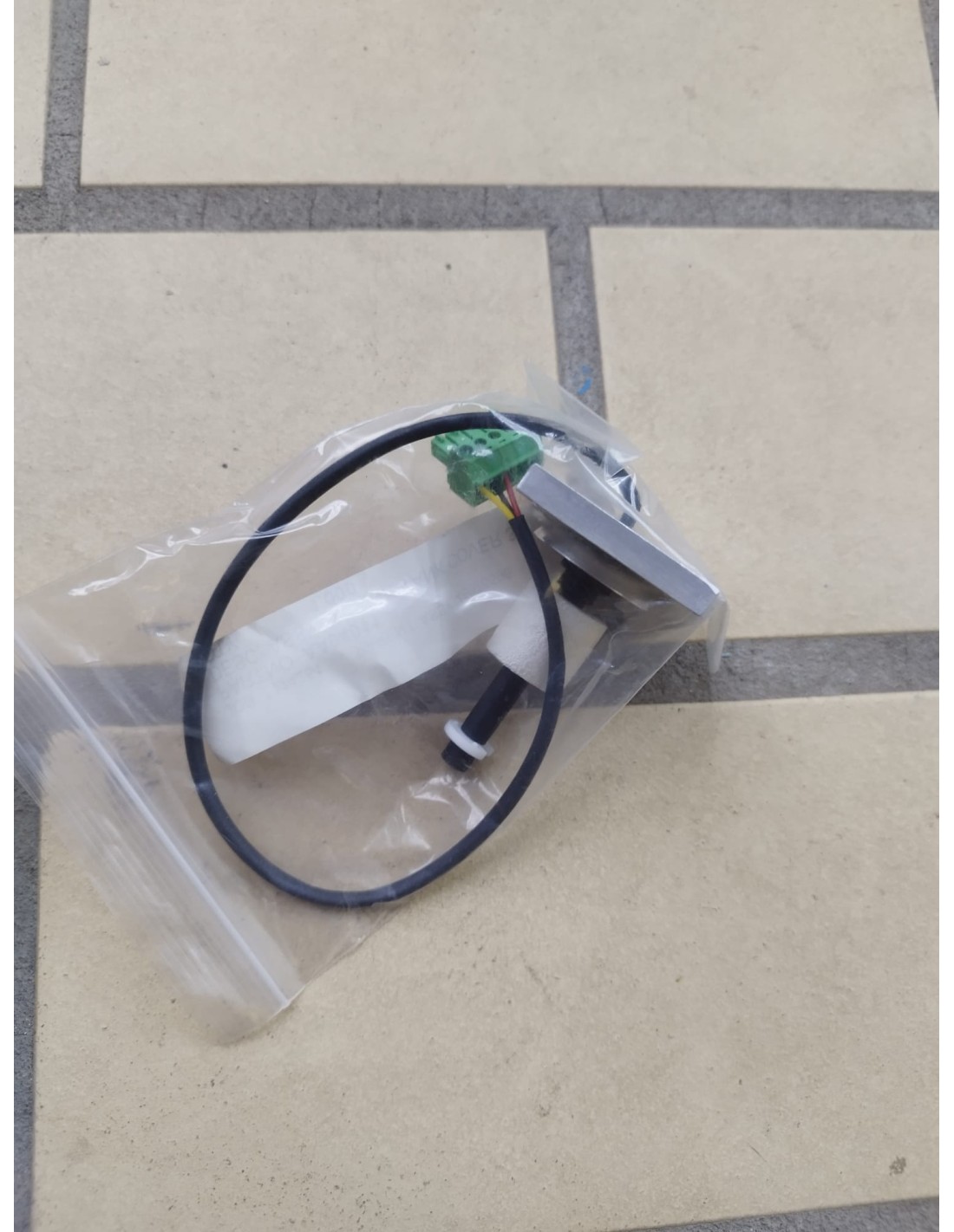 EFI VUTEk Sensor AA94011 – 2nd Ink Tank Cover 3 Out