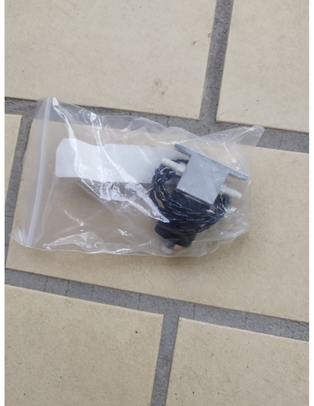 EFI VUTEk Solenoid Valve Assembly – Original AA94079