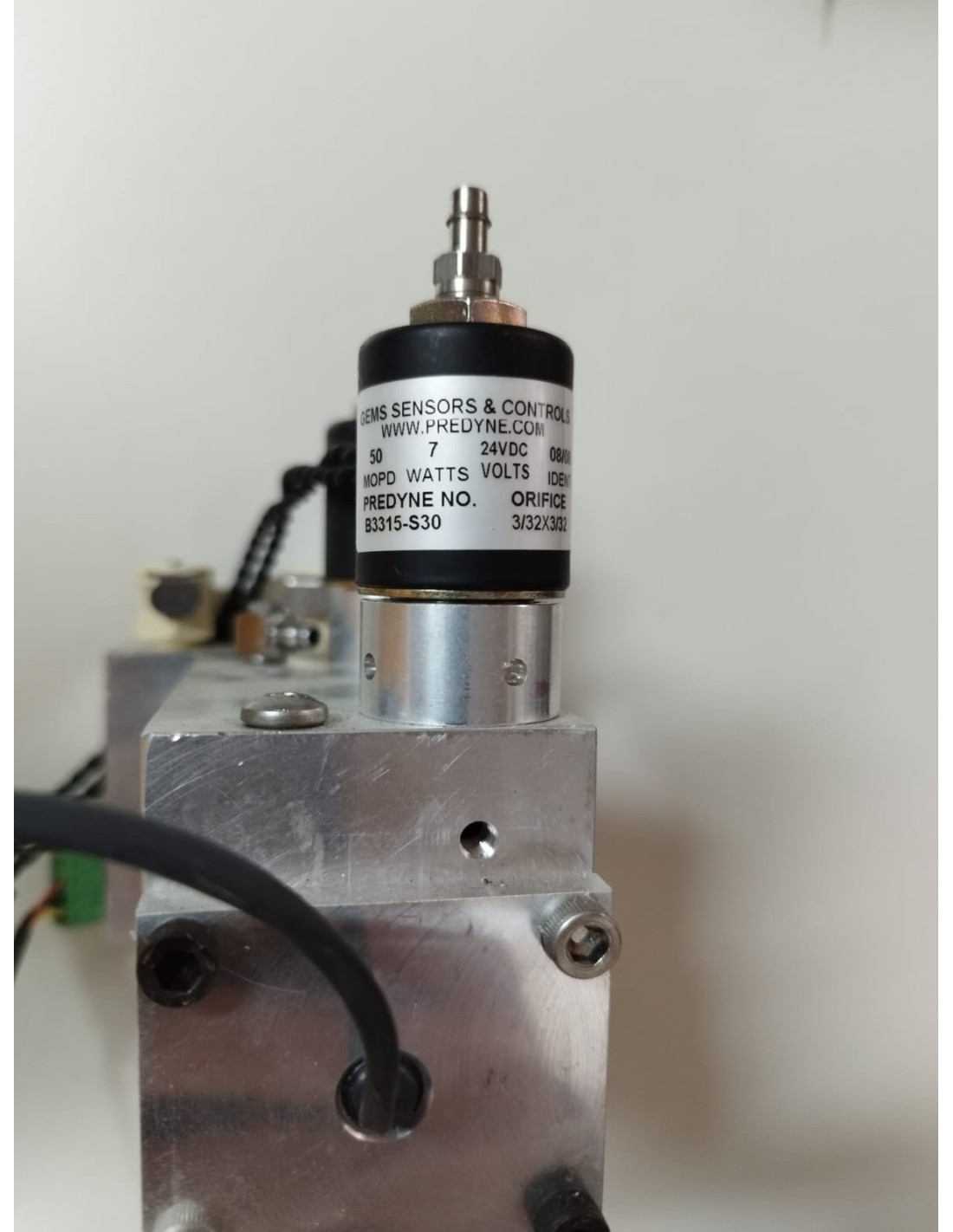 EFI VUTEk Ink Supply Valve Assembly – mit 2× Gems B3315-S30 Ventilen – geprüft & einsatzbereit